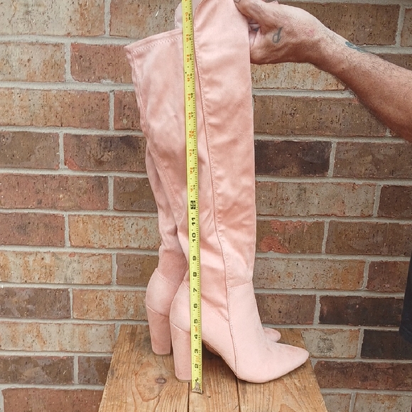 BNWOT Journee Collection Pink Heeled Boots Suede Still In Box - Picture 5 of 10